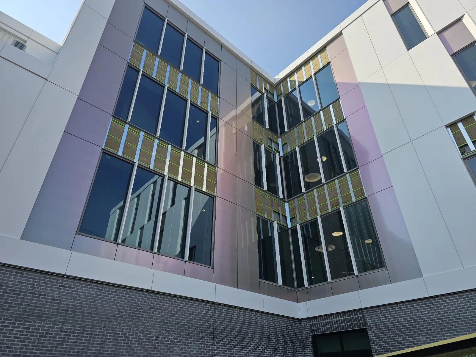 Children’s Nebraska Behavioral Health & Wellness Center — ACM panel and GeoLam installation across the building envelope. (5/9)